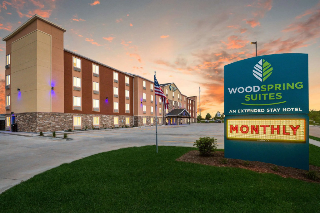 photo 1 of WoodSpring Suites Davenport Quad Cities