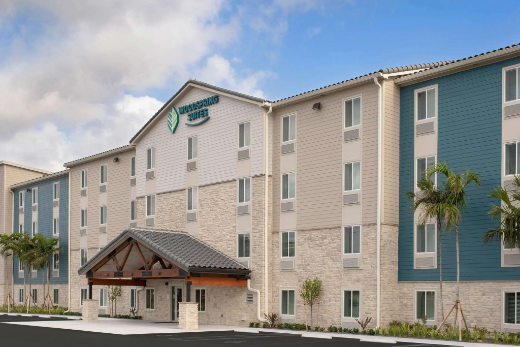 photo 1 of Woodspring Suites Deerfield Beach