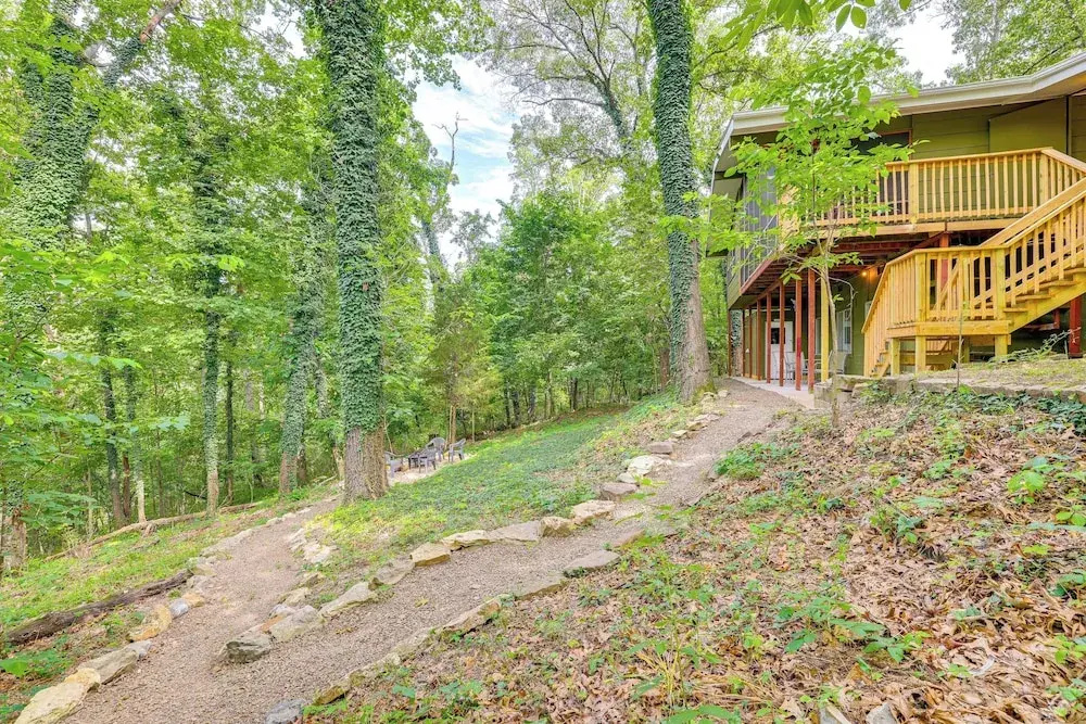 photo 1 of Woodsy Bella Vista Vacation Rental w/ Game Room!