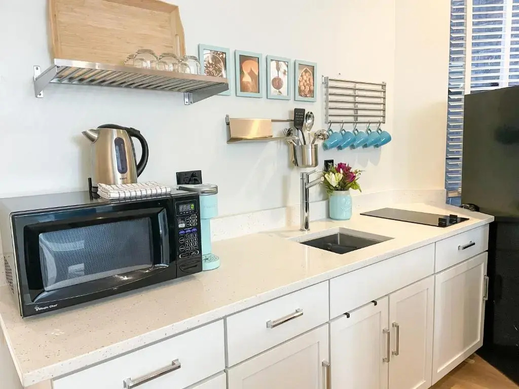photo 1 of Wrigleyville Friends Unit - 5bdrm