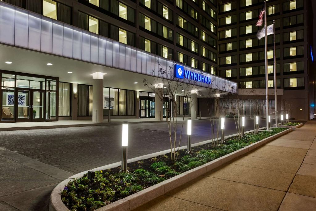 photo 1 of Wyndham Philadelphia Historic District