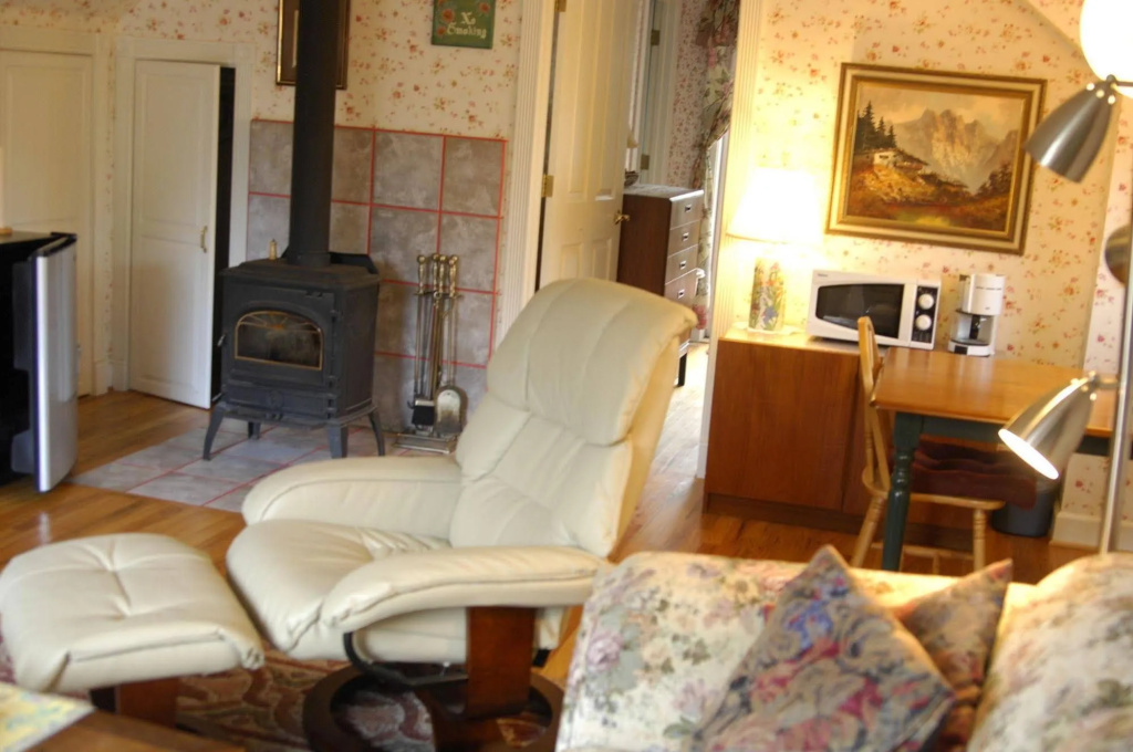 photo 1 of Ye Olde Danish Inn