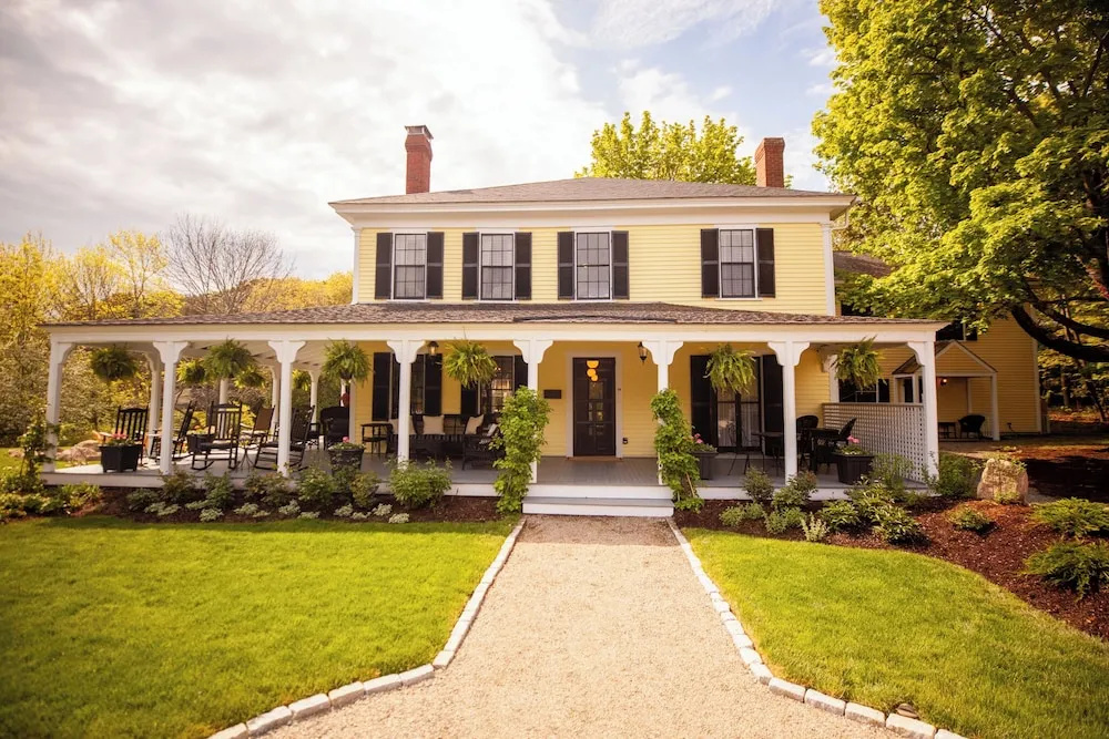 photo 1 of Yellow House Inn