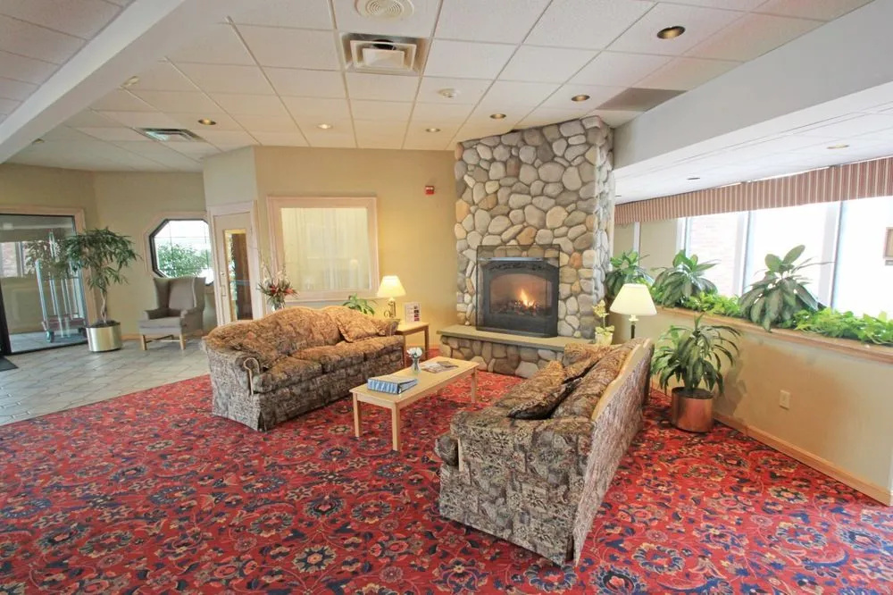 photo 1 of Zackery's Restaurant At Fireside Inn and Suites