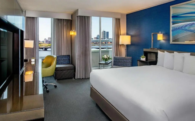 Double room with balcony and with river view