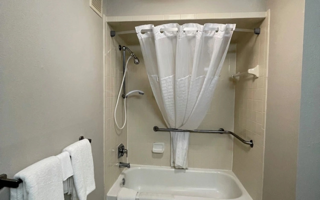 Standard Double Basement room with pool view