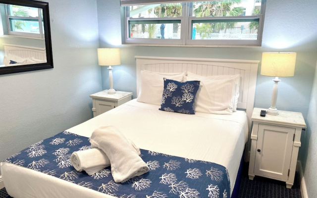 1 Bedroom Standard room with pool view