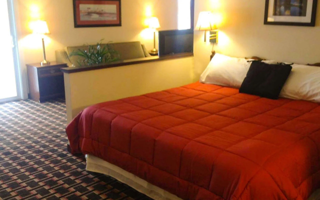 Sextuple Family Suite