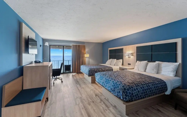 Deluxe Quadruple room with balcony and with ocean view
