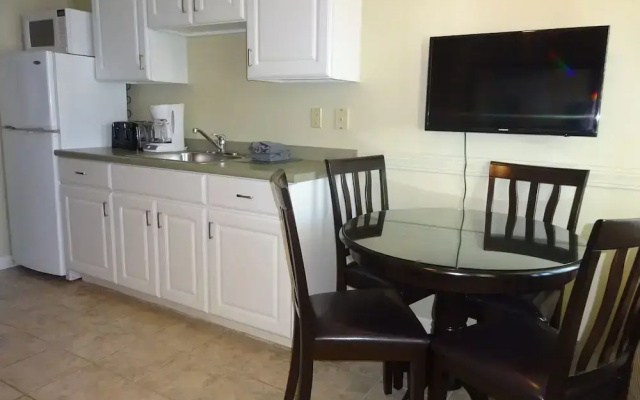 1 Bedroom Quadruple Suite