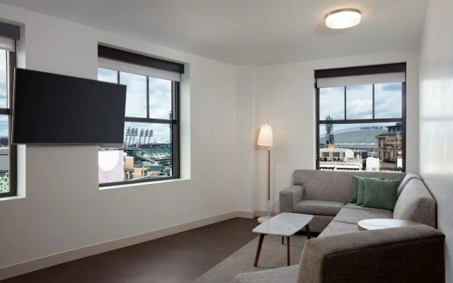 1 Bedroom Suite with city view