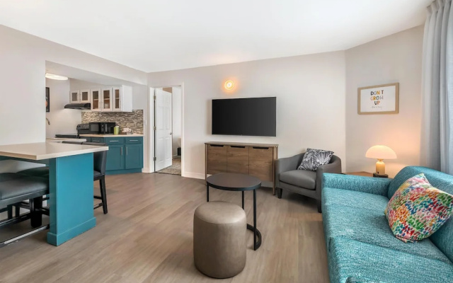 Double Suite