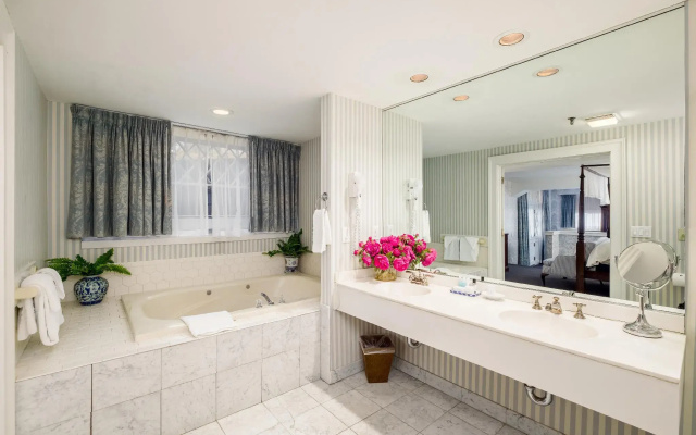 Luxury room