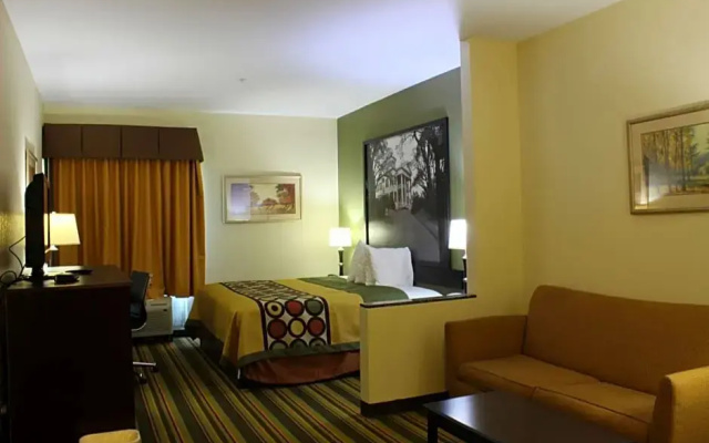 Deluxe Suite
