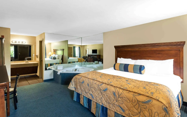 Deluxe Double Suite