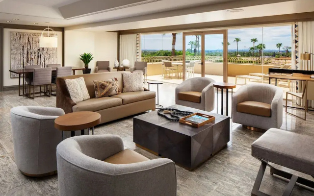 1 Bedroom Suite with balcony and with pool view