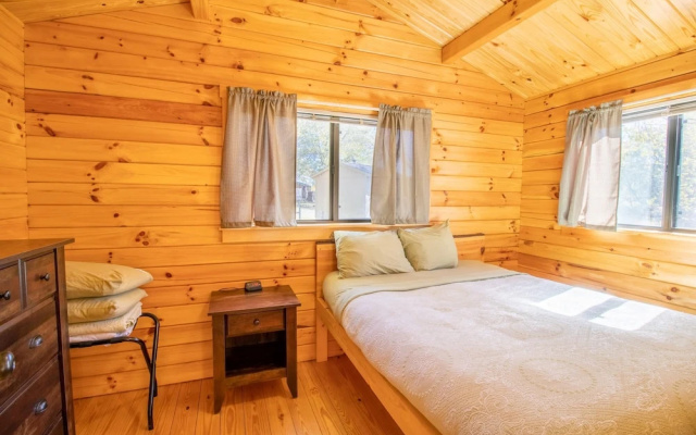 2 Bedrooms Cottage