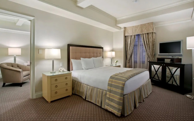 Premier Suite