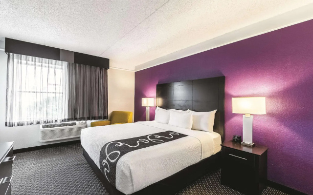Deluxe Double Suite