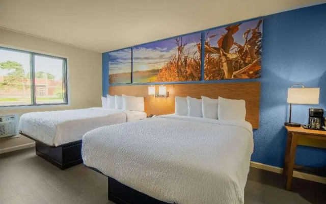 Standard Quadruple room