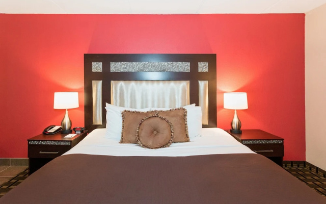1 Bedroom Double Suite with balcony