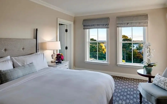 Standard room with harbour view