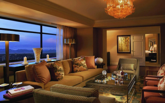 1 Bedroom Presidential Double Suite