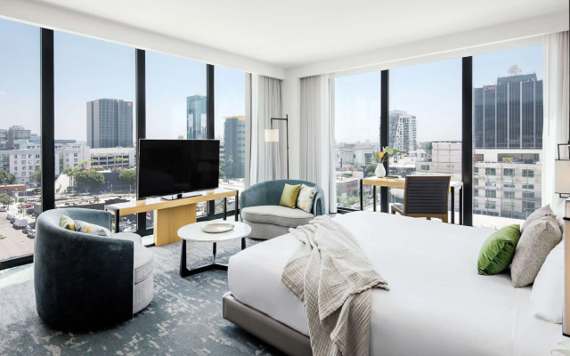 Platinum Double Studio Suite