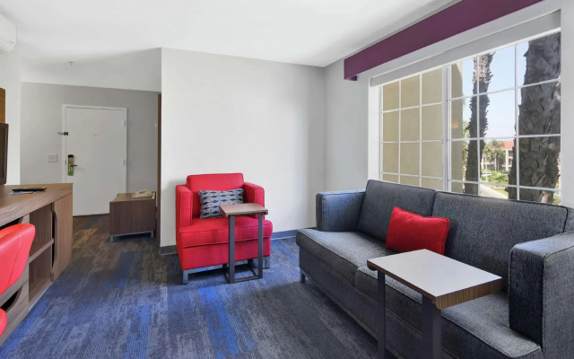 Double Suite