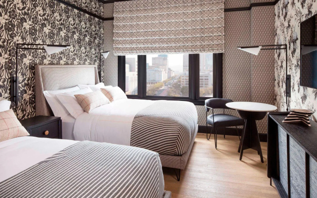 Premier Double room with city view