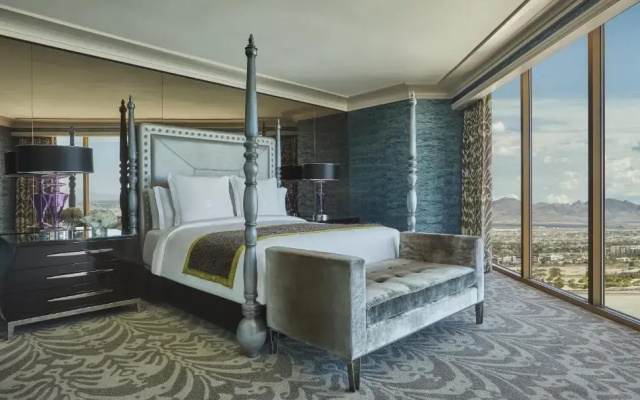 Strip View Presidential Double Suite
