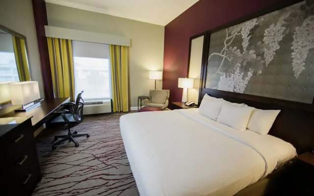 Hearing Accessible Whirlpool Double room