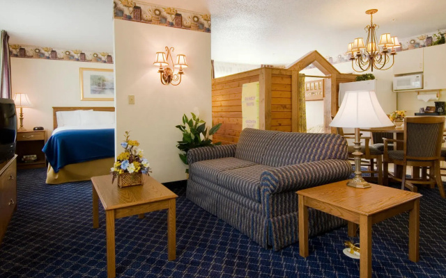 Sextuple Suite