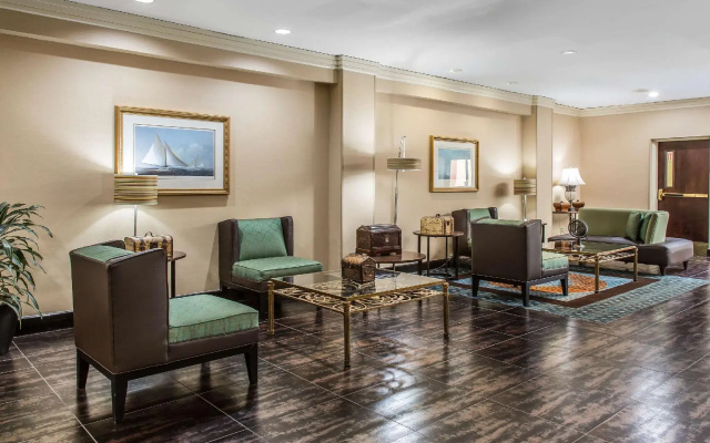 Economy room