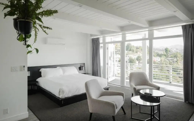Studio with balcony
