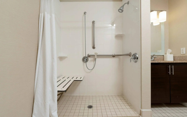 2 Bedrooms Suite