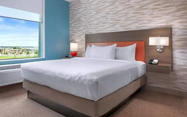 Hearing Accessible Double Studio Suite