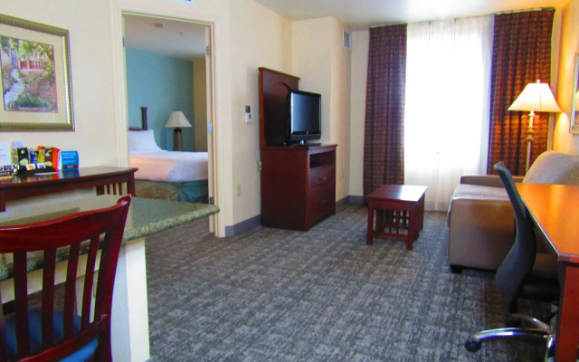1 Bedroom Double Suite with river view