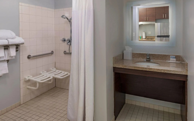 2 Bedrooms Suite