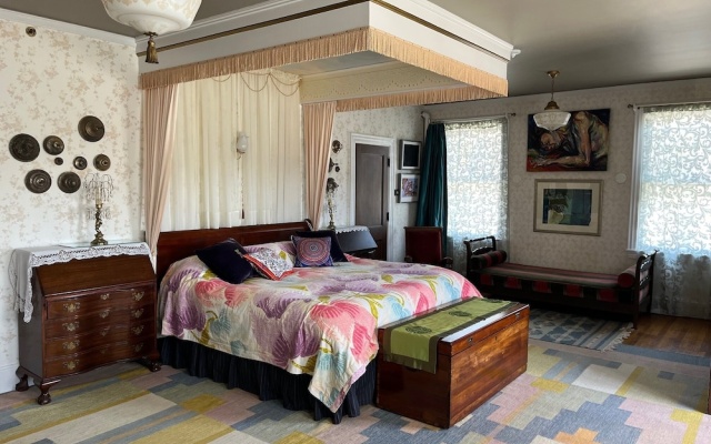 Suite with balcony
