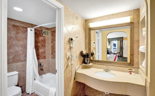 Quadruple Junior Suite