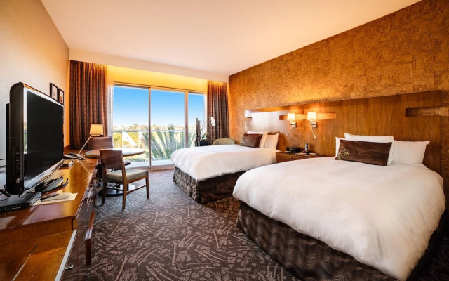 Deluxe Quadruple room with balcony