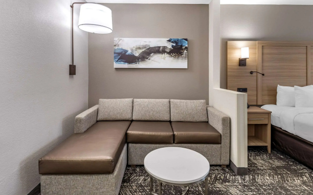 Double Suite