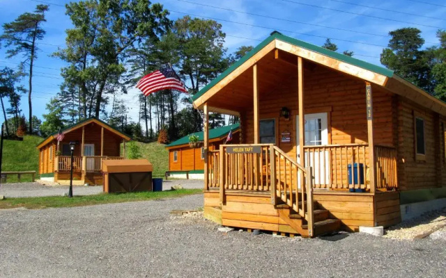 2 Bedrooms Cottage