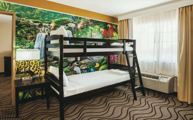1 Bedroom Quadruple Family Suite