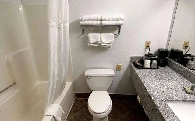 Quadruple Suite