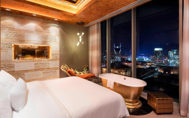 1 Bedroom Double Suite with view