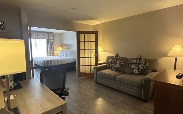 1 Bedroom Suite
