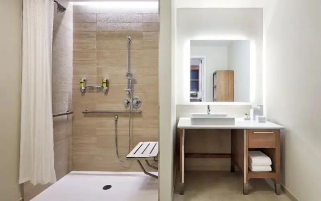 1 Bedroom Double Suite