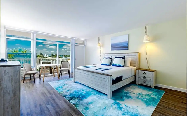 Standard Double room with water view